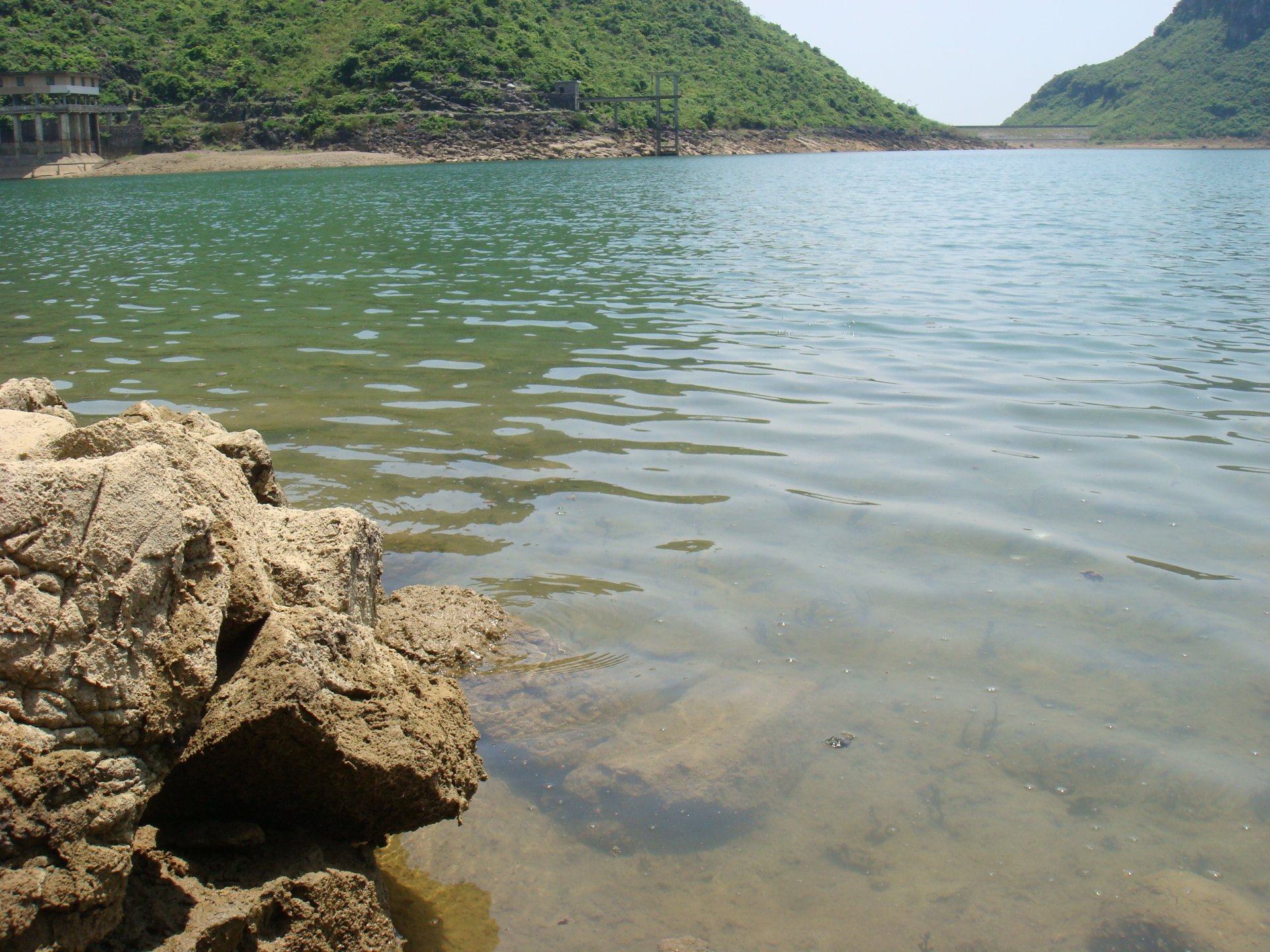 华山水库碧水